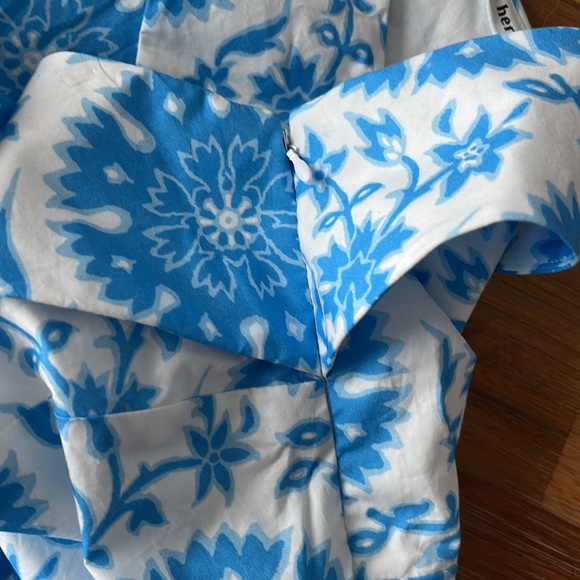 $268 Hermoza Charlotte One Shoulder Medallion Print Wrap Midi Dress Blue S - Picture 10 of 15